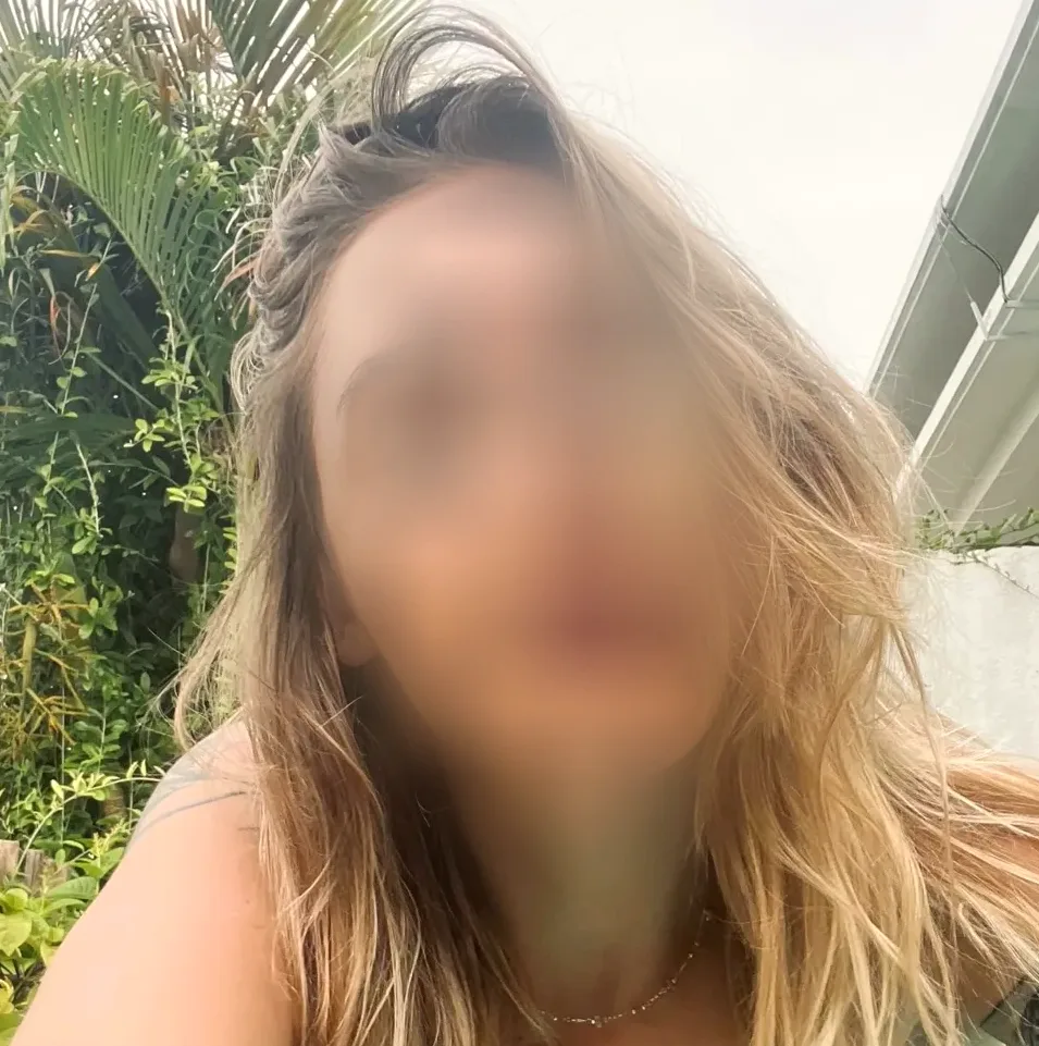 Kim, 26
