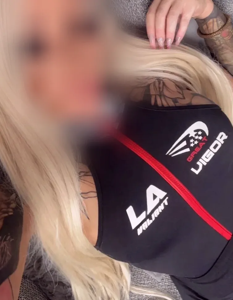 Svenja, 26